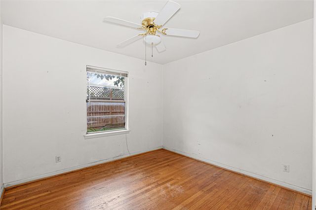 1457 Confederate Road, Houston, TX 77055