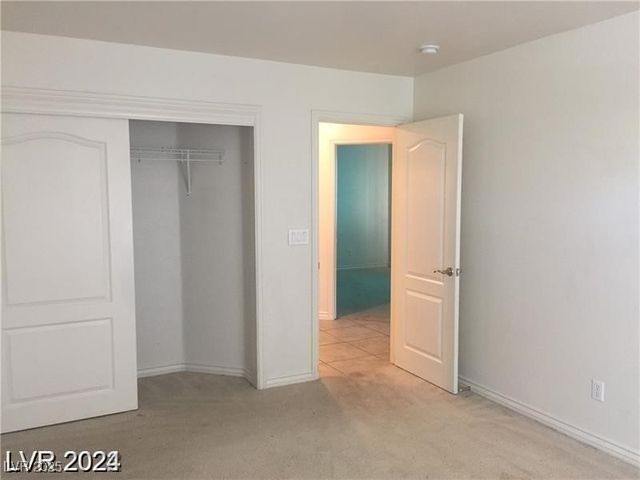 6245 Hawthorn Woods Avenue, Las Vegas, NV 89130