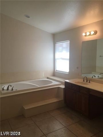 6245 Hawthorn Woods Avenue, Las Vegas, NV 89130