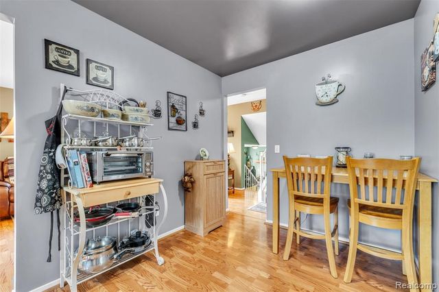 22672 Woodcreek Drive, Brownstown, MI 48134