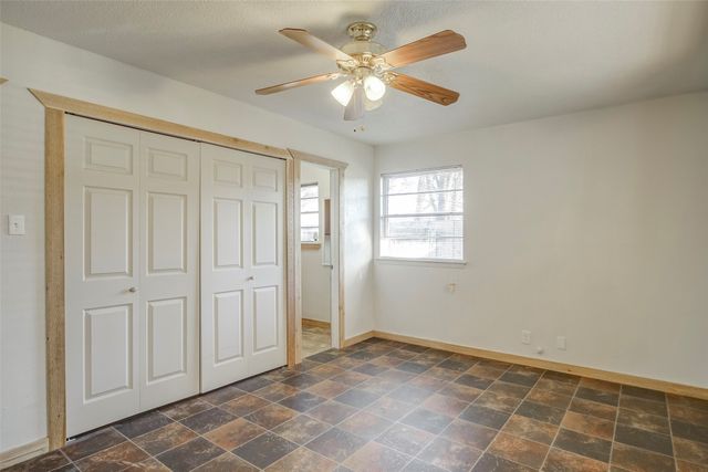 1204 King Drive, Bedford, TX 76022