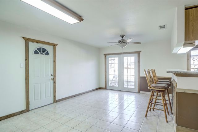 1204 King Drive, Bedford, TX 76022