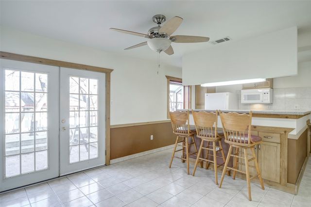 1204 King Drive, Bedford, TX 76022