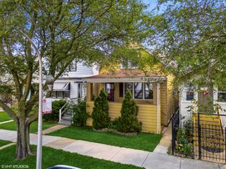 3527 N Kostner Avenue, Chicago, IL 60641
