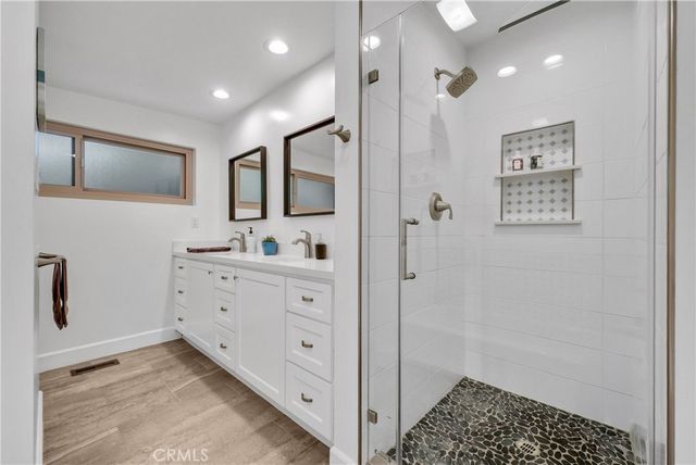 5008 Myrtle Ave., Riverside, CA 92506