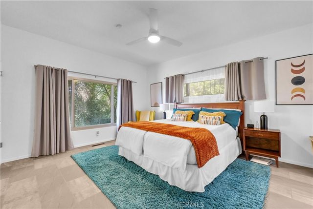 5008 Myrtle Ave., Riverside, CA 92506