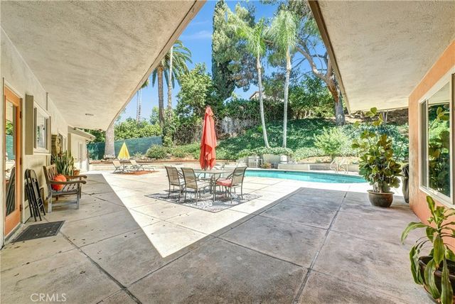 5008 Myrtle Ave., Riverside, CA 92506