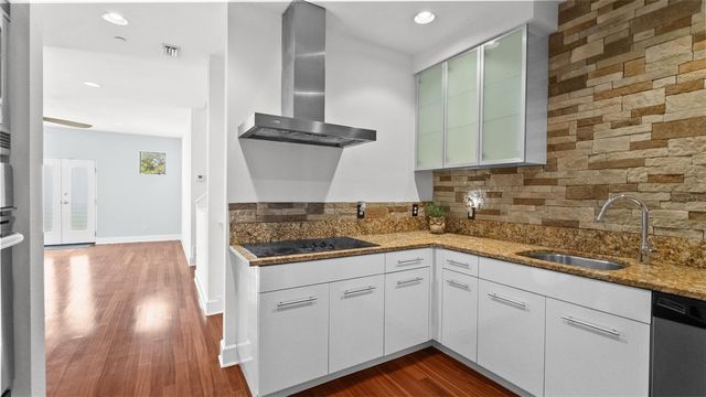 212 S MOODY AVENUE 2, Tampa, FL 33609