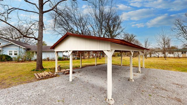 709 Belmont Ave, Shelbyville, TN 37160
