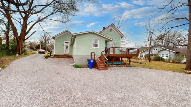 709 Belmont Ave, Shelbyville, TN 37160
