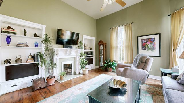 709 Belmont Ave, Shelbyville, TN 37160