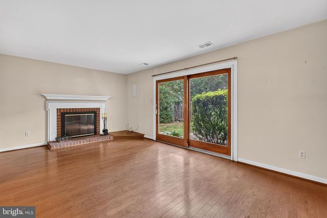 6521 YADKIN CT, Alexandria, VA 22310