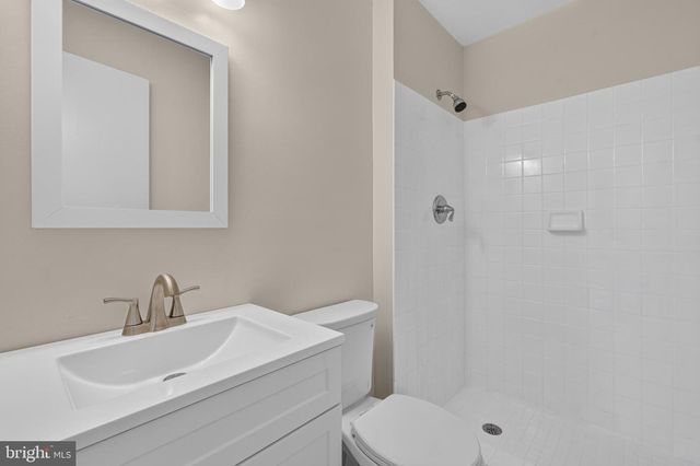 6521 YADKIN CT, Alexandria, VA 22310