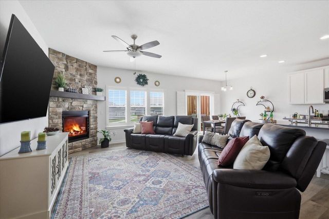 N67W25333 Breckenridge COURT, Sussex, WI 53089