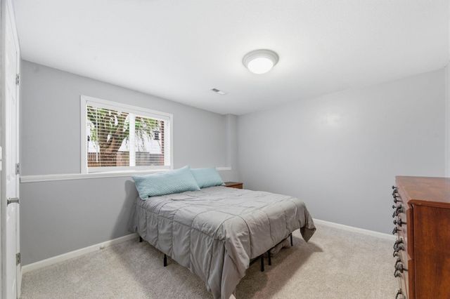 2653 E Spring Hill Ct, Goddard, KS 67052