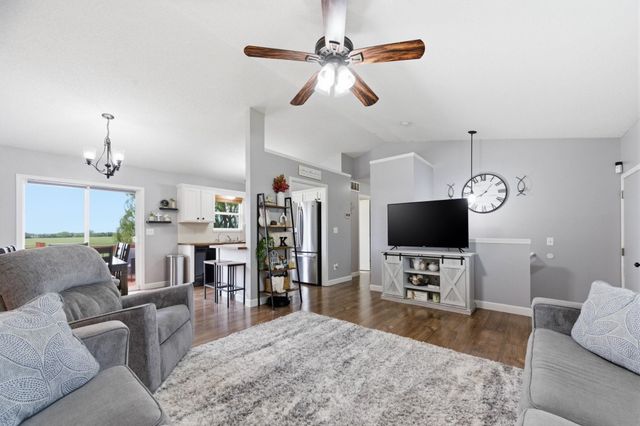2653 E Spring Hill Ct, Goddard, KS 67052