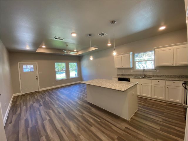 2221 Langford Street, Greenville, TX 75401