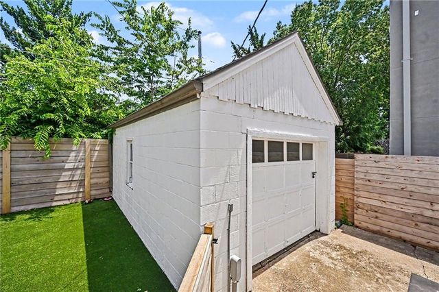 4707 Terrace Street, Kansas City, MO 64112
