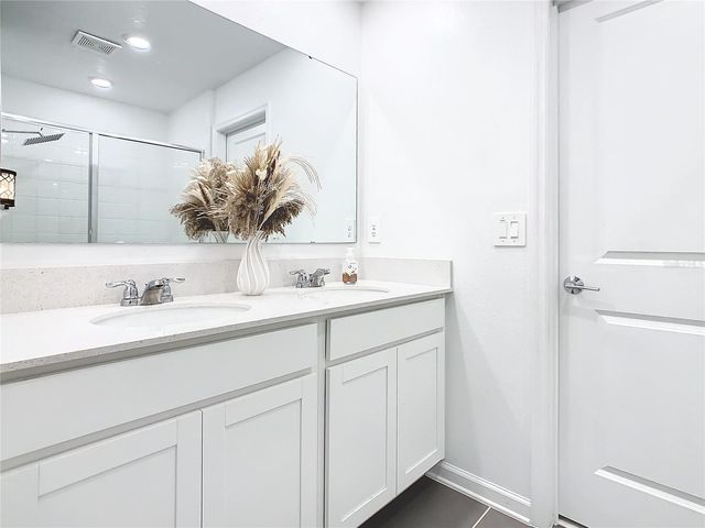 1042 JOHN JACOB ROAD, Davenport, FL 33837