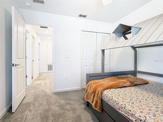 1042 JOHN JACOB ROAD, Davenport, FL 33837