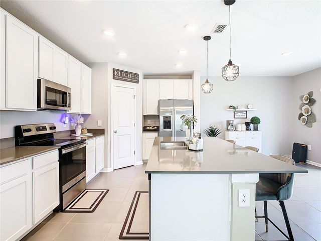 1042 JOHN JACOB ROAD, Davenport, FL 33837