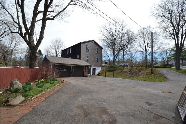 1561 Paddy Lane, Macedon, NY 14502