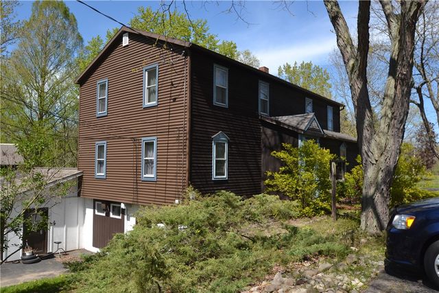 1561 Paddy Lane, Macedon, NY 14502