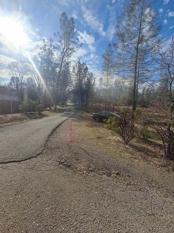 3082, 3060 Keswick Dam Boulevard, Redding, CA 96003