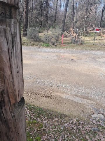 3082, 3060 Keswick Dam Boulevard, Redding, CA 96003