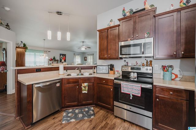 300 VINCENT STREET, Alabaster, AL 35007