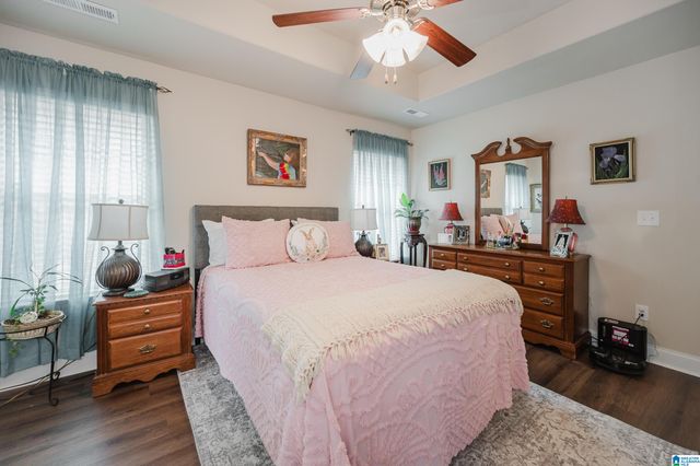 300 VINCENT STREET, Alabaster, AL 35007