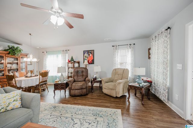 300 VINCENT STREET, Alabaster, AL 35007