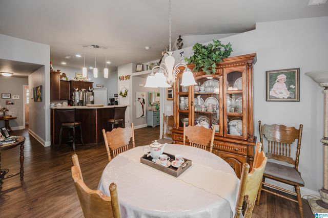 300 VINCENT STREET, Alabaster, AL 35007