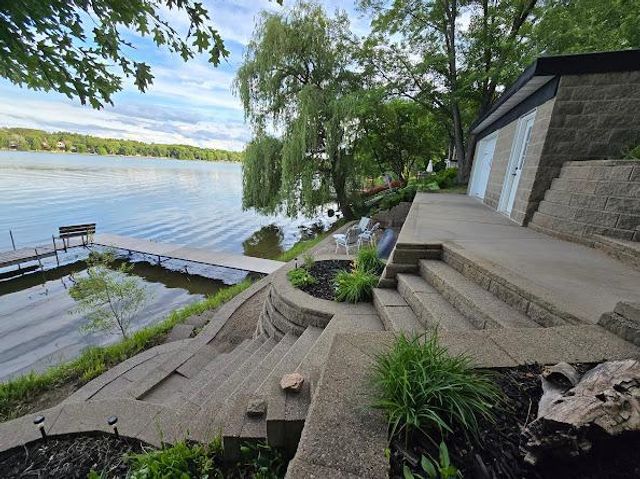 11567 42nd Street SE, Clear Lake, MN 55319