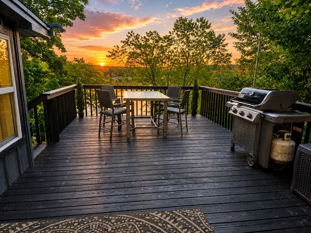 11567 42nd Street SE, Clear Lake, MN 55319