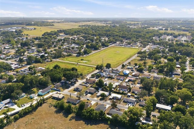 15304 16TH STREET, Dade City, FL 33523