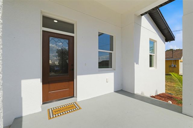 15304 16TH STREET, Dade City, FL 33523