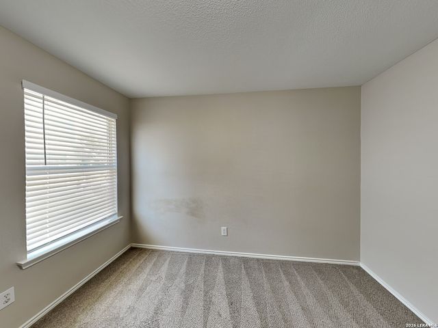 231 Cardinal Way, San Antonio, TX 78253