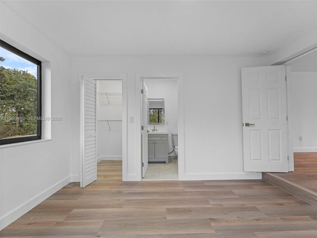 14545 Garden Dr, Miami, FL 33168