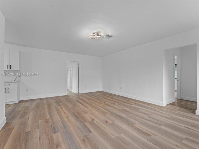 14545 Garden Dr, Miami, FL 33168