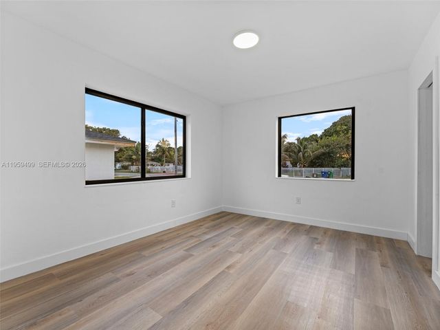 14545 Garden Dr, Miami, FL 33168