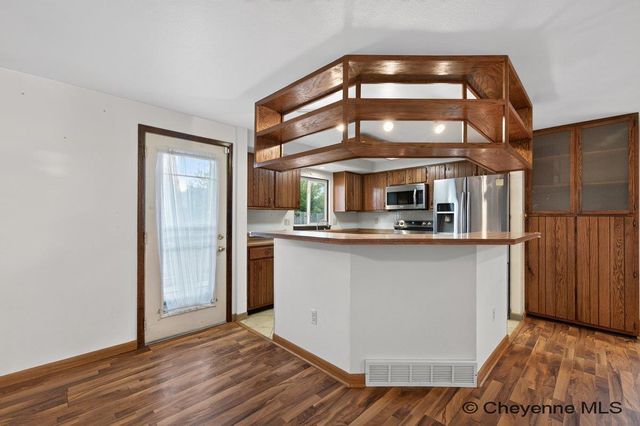 5506 LIBERTY ST, Cheyenne, WY 82001