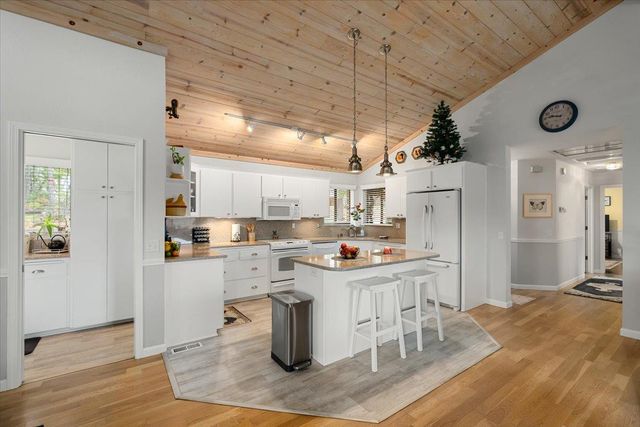 15438 Fay Rd, Alta Sierra, CA 95949