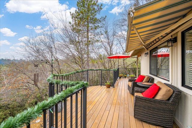 15438 Fay Rd, Alta Sierra, CA 95949