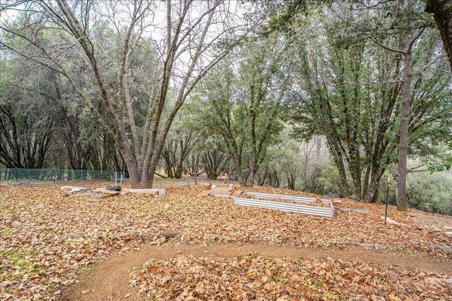 15438 Fay Rd, Alta Sierra, CA 95949