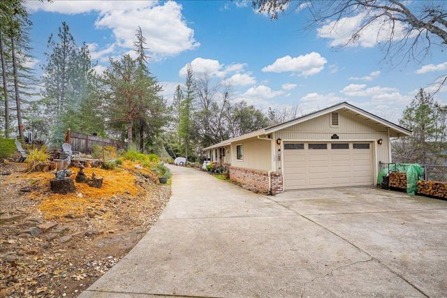 15438 Fay Rd, Alta Sierra, CA 95949