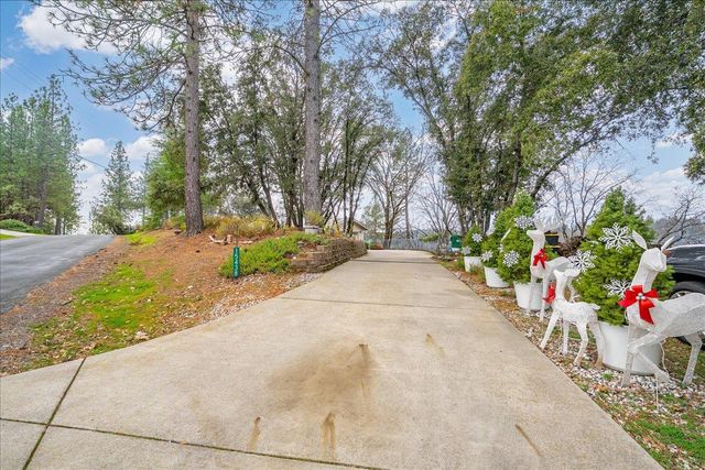 15438 Fay Rd, Alta Sierra, CA 95949