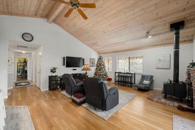 15438 Fay Rd, Alta Sierra, CA 95949