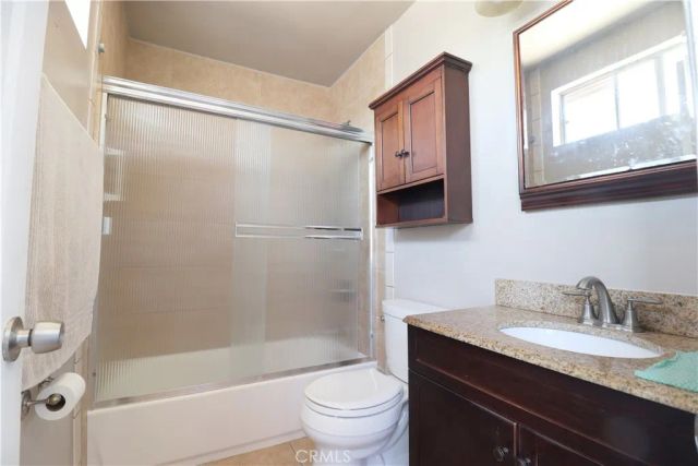 477 Wyman, East Los Angeles, CA 90022