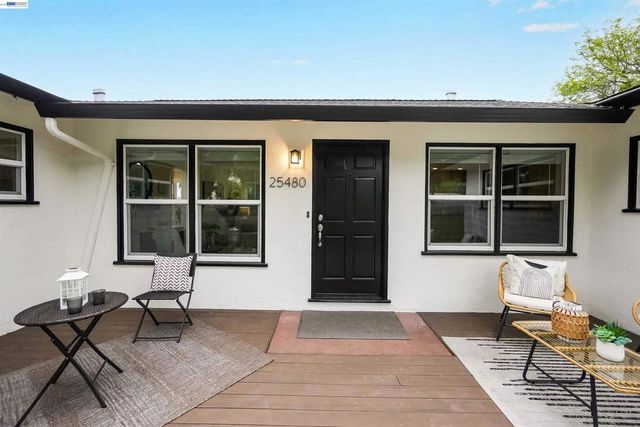 25480 25480 University Ct, Hayward, CA 94542